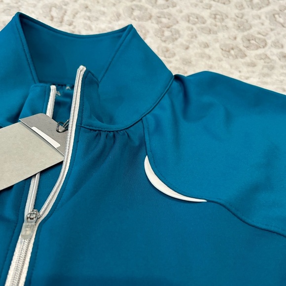 NWT Annika Size Large Womens Active Shirt With Reflector Strip - Picture 10 of 10